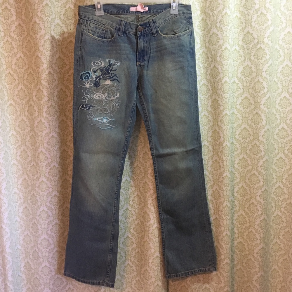 ✨HOST PICK✨ Fancy Collection embroidered jeans